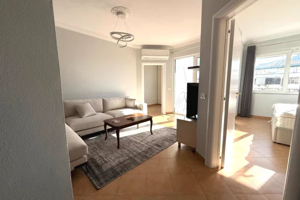 Shtepi me qera Apartament ne Tirane, 2+1, Mobilimi E mobiluar, Pagesa 750  Euro.