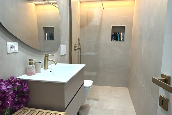 Apartment for sale in Tirana 2+1, Furnished