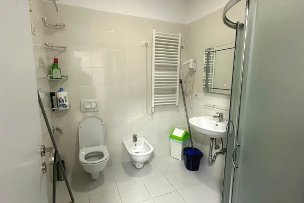 ✨Jepet Ambient biznesi me qira, prane Qendres.