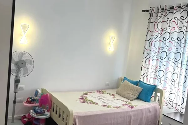 Shtepi me qera Vila Luksoze ne Tirane, 4+1, Mobilimi E mobiluar, Pagesa 1,200  Euro.