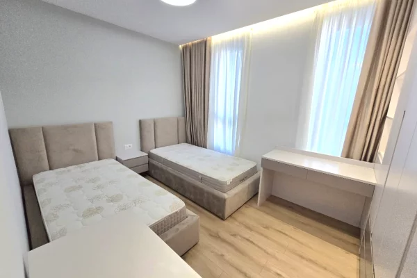 Shtepi me qera Apartament ne Tirane, 2+1, Mobilimi E mobiluar, Pagesa 1,000  Euro.
