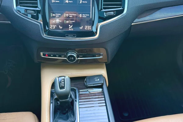 Cars for sale in Tirana, Volvo, 2017 Diesel,Kambio Automatik Payment 25,000  Euro.