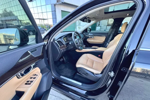 Cars for sale in Tirana, Volvo, 2017 Diesel,Kambio Automatik Payment 25,000  Euro.