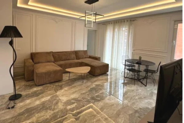 Shtepi me qera 1+1 ne Tirane - 650 Euro