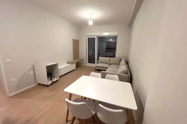 Shtepi ne shitje 2+1 ne Tirane - 235,000 Euro