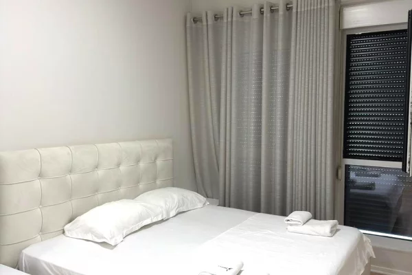 Shtepi ne shitje Apartament ne Tirane, 2+1, Mobilimi E mobiluar, Pagesa 235,000  Euro.
