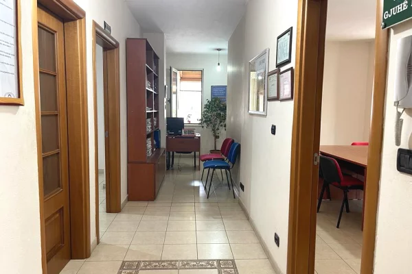 🏢Jepet Ambient per Zyra me Qira ne Don Bosko!