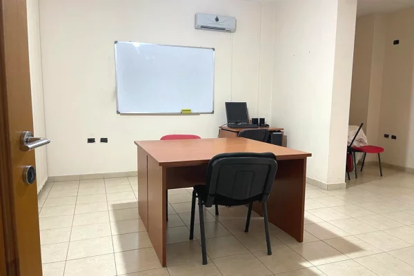 🏢Jepet Ambient per Zyra me Qira ne Don Bosko!