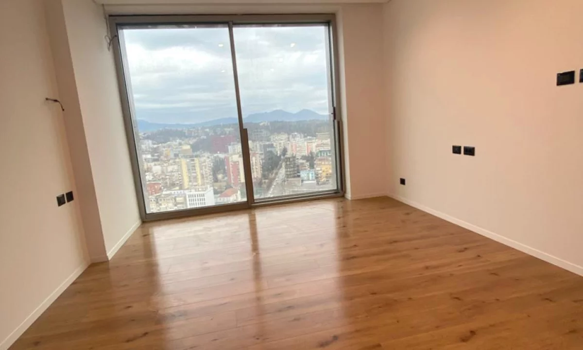 Ambient biznesi me qera 3+1 ne Tirane - 3,000 Euro