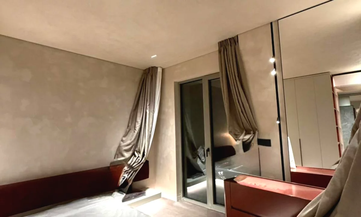 Shtepi me qera Apartament ne Tirane, 1+1, Mobilimi E mobiluar, Pagesa 2,000  Euro.