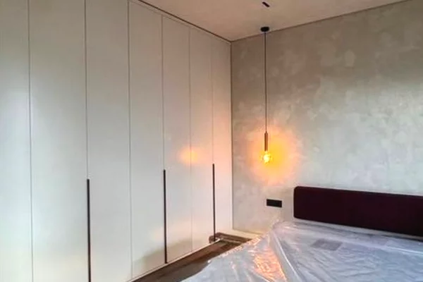 Shtepi me qera Apartament ne Tirane, 1+1, Mobilimi E mobiluar, Pagesa 2,000  Euro.