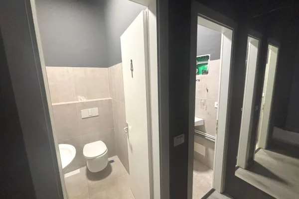 🚀Ambient Biznesi me Qira te Bulevardi Zogu I –200 m2 –Kati 0🚀