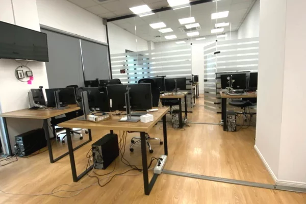 💎PRONE ESKLUZIVE💎SHITET AMBIENT BIZNESI TE KOMPLEKSI SQUARE 21!