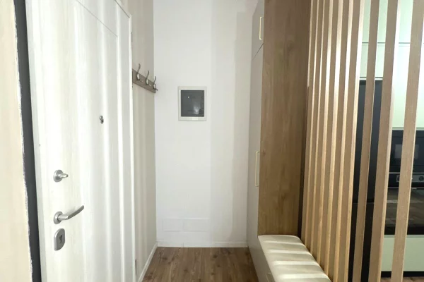 Shtepi me qera Apartament ne Tirane, 2+1, Mobilimi E mobiluar, Pagesa 1,200  Euro.