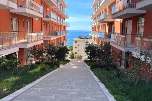 Shtepi ne shitje Apartament ne Lezhe, 1+1, Mobilimi Bosh, pa mobiluar, Pagesa 117,000  Euro.