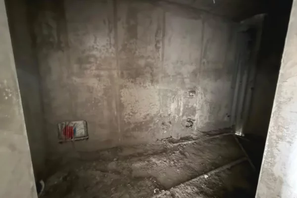 Shtepi ne shitje Apartament ne Tirane, 3+1, Mobilimi Bosh, pa mobiluar, Pagesa 277,000  Euro.