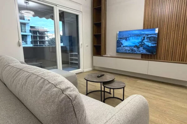 Shtepi me qera 1+1 ne Tirane - 800 Euro