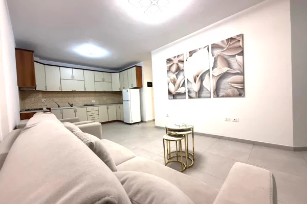 🏢APARTAMENT 2+1 ME QIRA TE RRUGA MYSLYM SHYRI📍