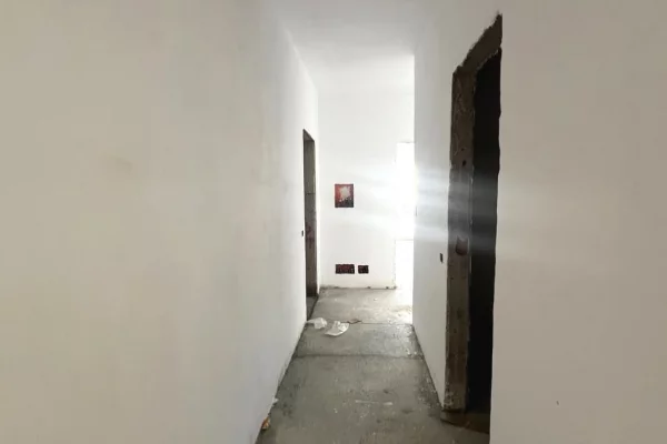 Apartment for sale in Tirana 2+1, Emty