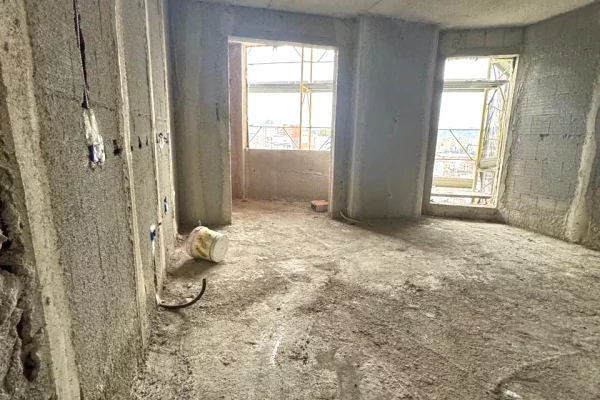 Apartment for sale in Tirana 2+1, Emty