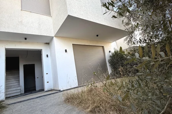 House for Sale 3+1 in Tirana - 330,000 Euro