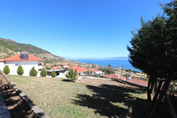 Villa di lusso in vendita a Pogradec 5+1, SemiArredato