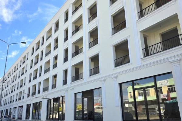 Shtepi ne shitje Apartament ne Tirane, 2+1, Mobilimi Bosh, pa mobiluar, Pagesa 7,745,600  Leke.