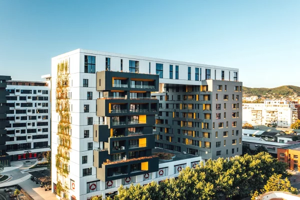 📣Shitet apartament i tipologjisë 2+1 te kompleksi Square 21!