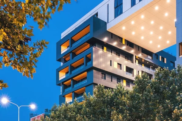 Shtepi ne shitje Apartament ne Tirane, 2+1, Mobilimi Bosh, pa mobiluar, Pagesa 329,680  Euro.