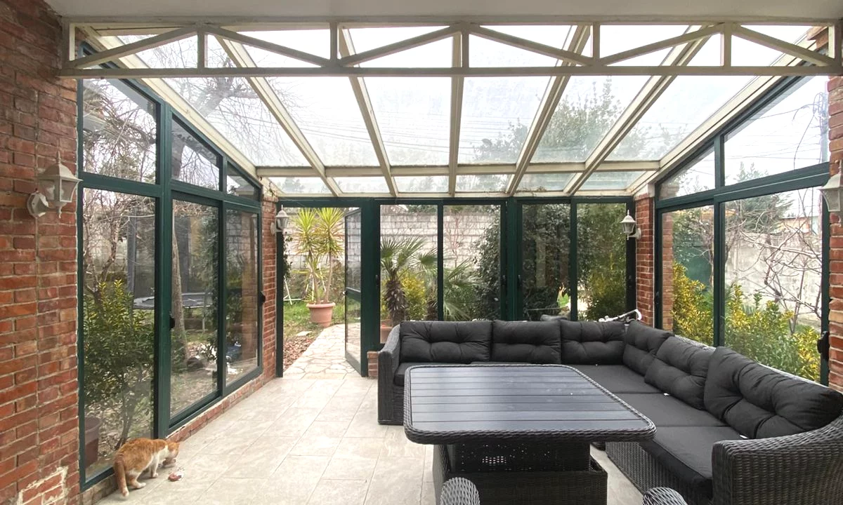 Luxury villas for rent in Tirana 5+1, Furnished