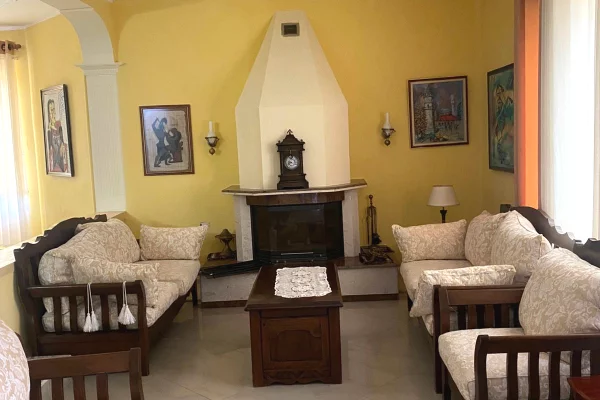 Luxury villas for rent in Tirana 5+1, Furnished