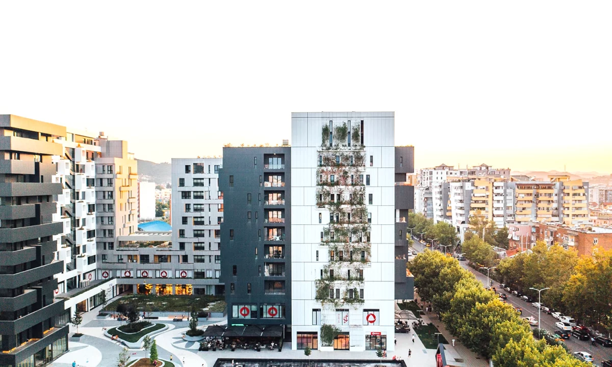 Shtepi ne shitje Apartament ne Tirane, 2+1, Mobilimi Bosh, pa mobiluar, Pagesa 271,400  Euro.