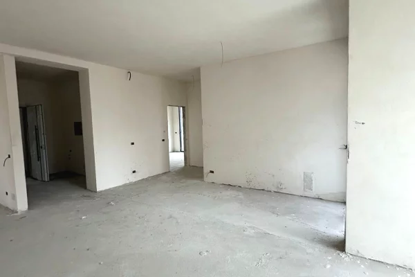 Apartment for sale in Tirana 2+1, Emty
