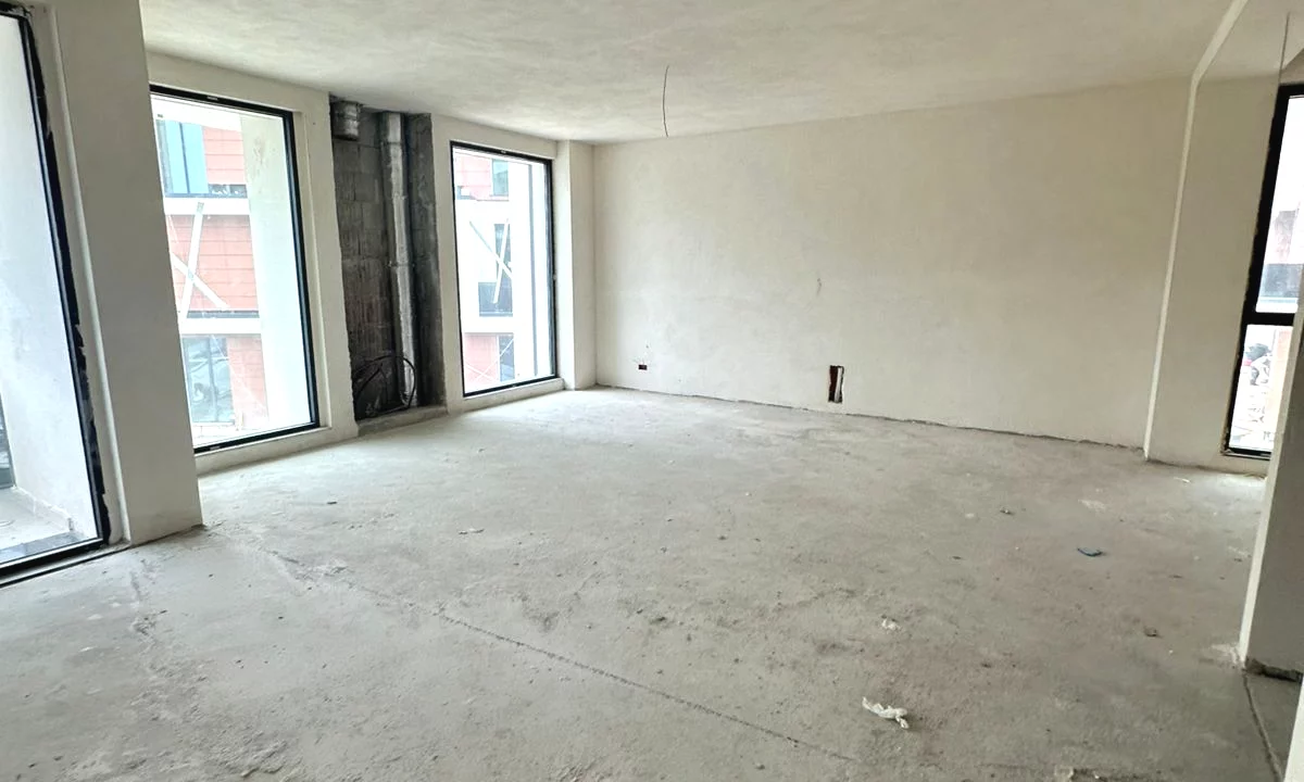 Apartment for sale in Tirana 2+1, Emty