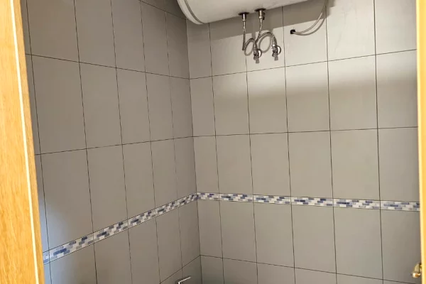 📣Jepet ambient per ZYRE me qira te Rruga e Kavajes!