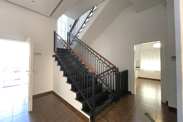 Luxury villas for rent in Tirana 4+1, Furnished