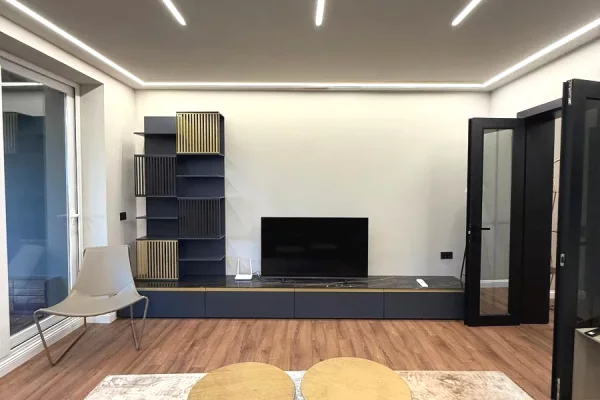 Shtepi ne shitje Apartament ne Tirane, 3+1, Mobilimi E mobiluar, Pagesa 500,000  Euro.