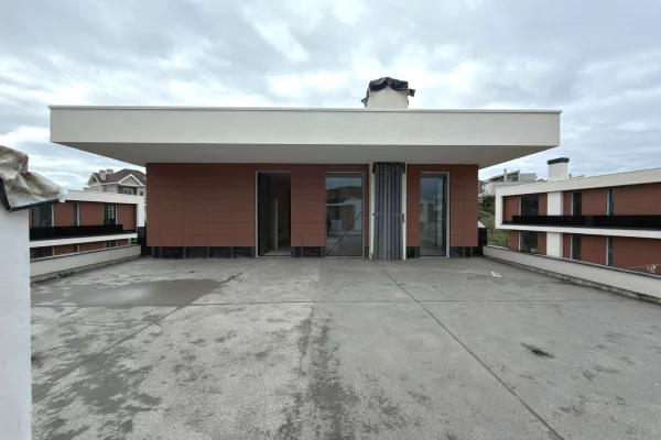 Shtepi ne shitje 3+1 ne Tirane - 1,100,000 Euro