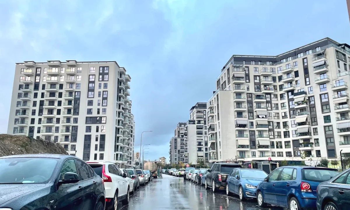 Apartment for sale in Tirana 2+1, Emty