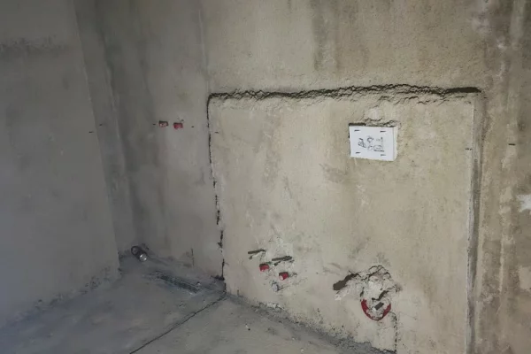 Shtepi ne shitje Apartament ne Tirane, 2+1, Mobilimi Bosh, pa mobiluar, Pagesa 104,600  Euro.