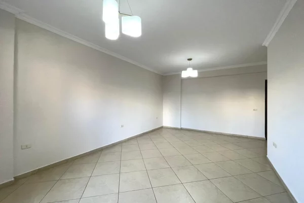 ☄️Jepet Apartament 2+1 me Qira per Zyre te Rruga Kavajes!