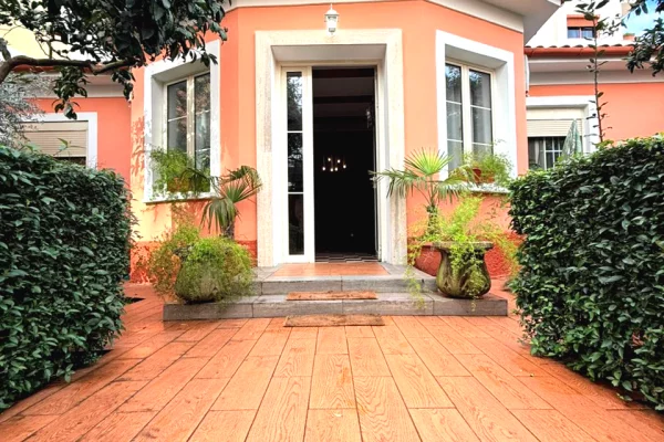 Casa privata/Indipendente in affitto a Tirana 2+1, Arredato