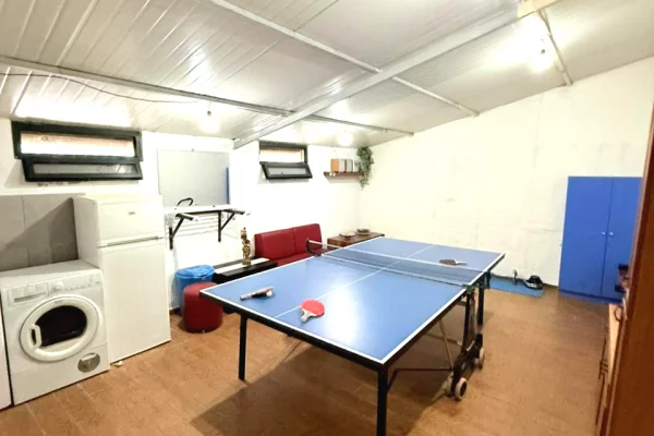 Casa privata/Indipendente in affitto a Tirana 2+1, Arredato