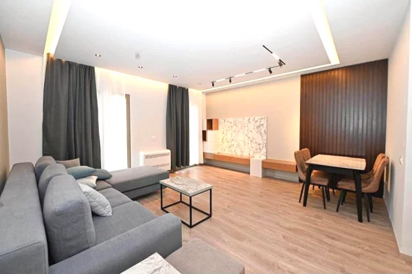 ☄️Jepet me qira apartament i mobiluar 2+1+parkim tek Kompleksi Delijorgji📍