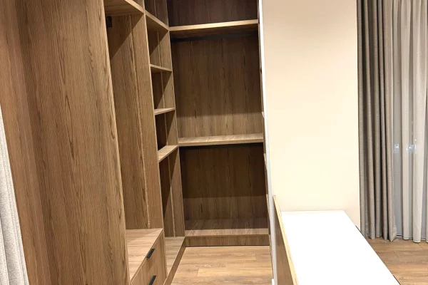 Appartamento in affitto a Tirana 2+1, Arredato