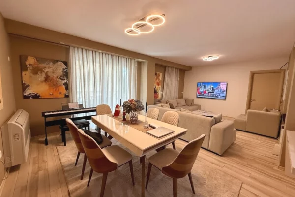 Shtepi ne shitje 2+1 ne Tirane - 223,000 Euro
