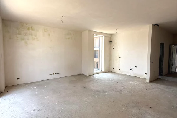 Shtepi ne shitje Apartament ne Tirane, 2+1, Mobilimi Bosh, pa mobiluar, Pagesa 288,000  Euro.