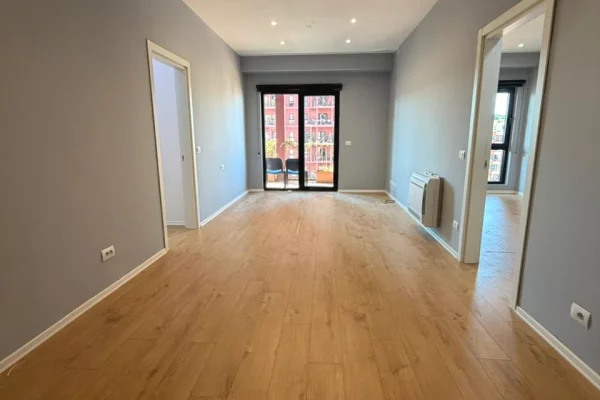 Ambient Biznesi per Zyre me Qira tek Garden Building