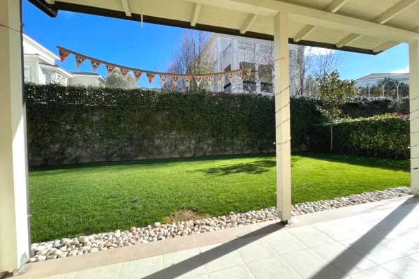 Luxury villas for rent in Tirana 4+1, Furnished