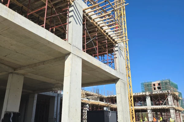 Appartamento in vendita a Tirana 1+1, Vuoto